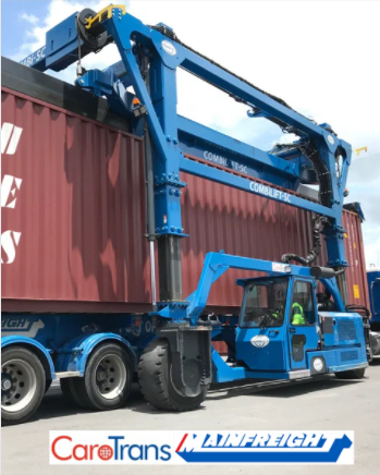Mainfreight Straddle Carrier - NZ